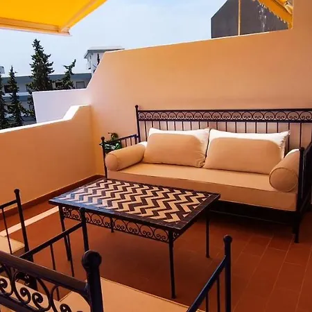דירה Blue & Yellow Penthouse With Terrace At Balaia Mar אלבופיירה