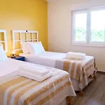 Blue & Yellow Penthouse With Terrace At Balaia Mar Apartamento
