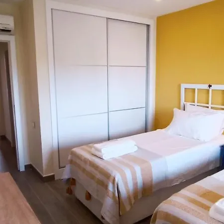 Blue & Yellow Penthouse With Terrace At Balaia Mar Appartamento *