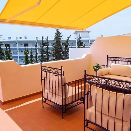 Apartament Blue & Yellow Penthouse With Terrace At Balaia Mar *